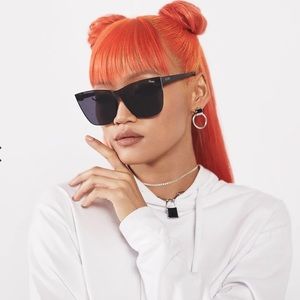 Quay COME THRU Black/Black Sunglasses